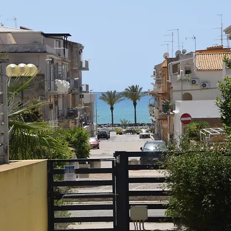 Acquamarina House