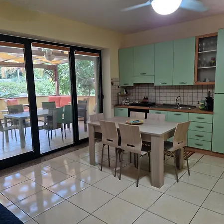 דירה Acquamarina House מרינה די רגוזה